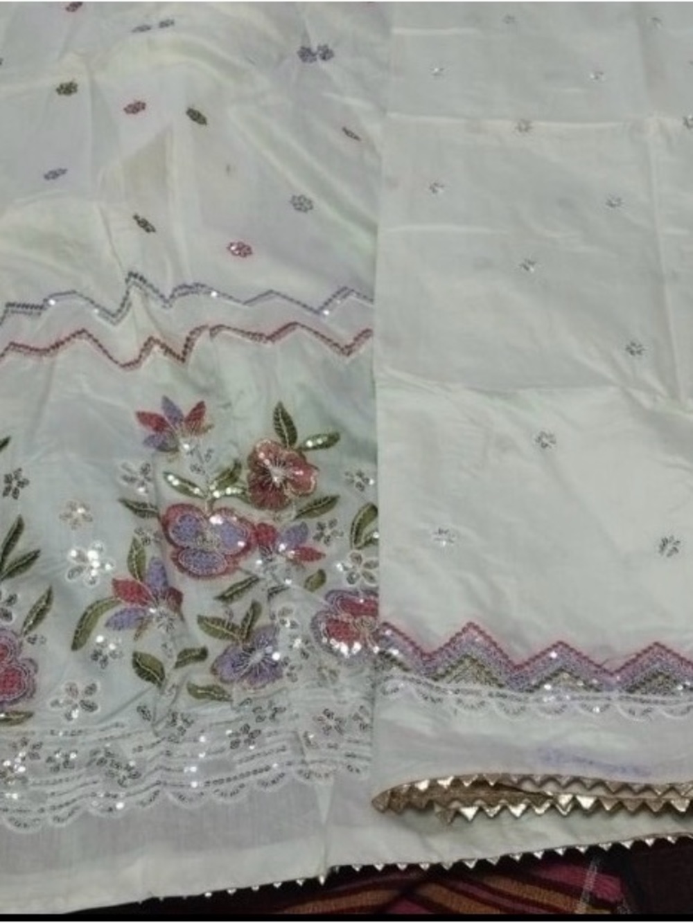 Embroidered White Floral Women’s ghagra with dupatta and blouse